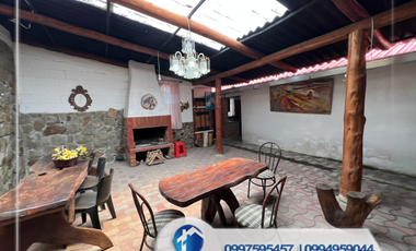 Venta Casa Con Terreno En El Sector De Deleg, Cañar - Ecuador