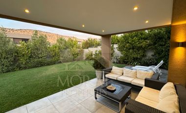 VENTA CASA CHAMISERO COLINA OPORTUNIDAD CASA COMO NUEVA 3D 3B TERRAZA JARDIN QUINCHO