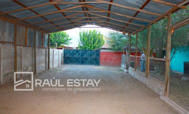 Vendemos Casa con amplio Galpón