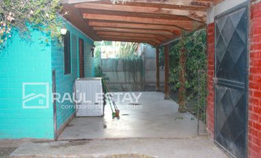 Vendemos Casa con amplio Galpón