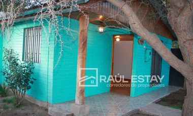 Vendemos Casa con amplio Galpón