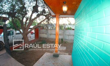 Vendemos Casa con amplio Galpón