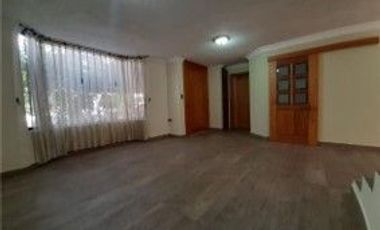 ARMENIA RENTA CASA TRES DORMITORIOS
