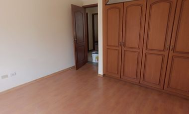 ARMENIA RENTA CASA TRES DORMITORIOS