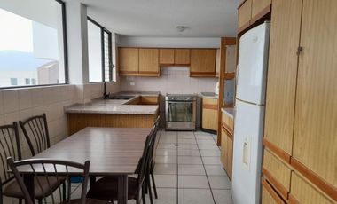 En venta Casa Contemporánea, Miravalle, Sector Nayon