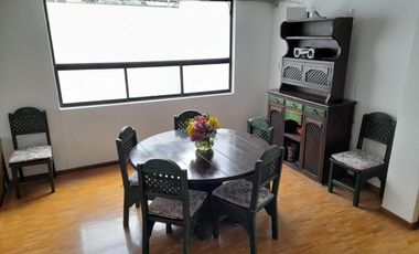 En venta Casa Contemporánea, Miravalle, Sector Nayon