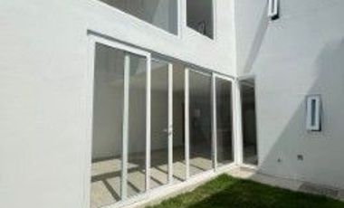 RENTA DE CASA  NUEVA EN METEPEC