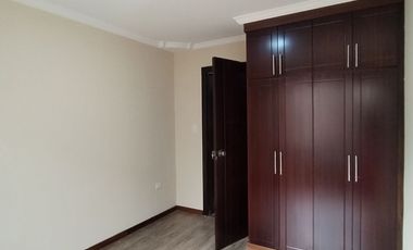 Casa Av. Loja 4 habitaciones