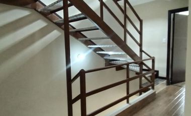 Casa Av. Loja 4 habitaciones