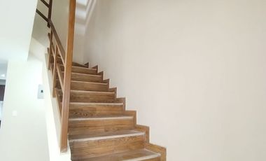Casa Av. Loja 4 habitaciones