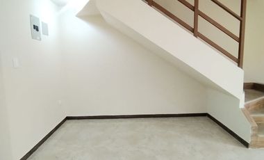 Casa Av. Loja 4 habitaciones