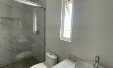 RENTA DE CASA NUEVA EN METEPEC