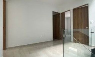 RENTA DE CASA NUEVA EN METEPEC