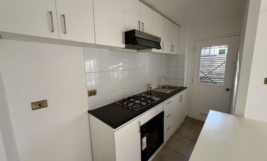 Departamento En Arriendo, Condominio Alto Del Puerto, Valpo