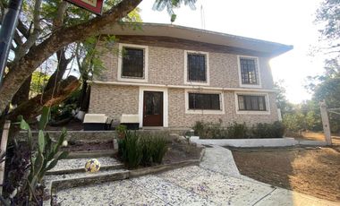 SE VENDE HERMOSA QUINTA DE 4,250M2 CON ALBERCA TECHADA EN NEPANTLA DE SOR JUANA INÉS DE LA CRUZ, EDO. MÉX.