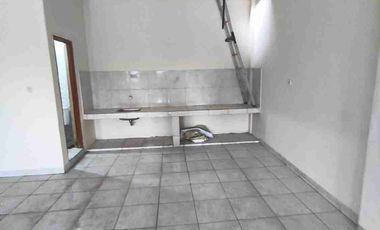 Ruko komeesil 3 Lantai Cocok Buat Usaha Meruya Jakarta Barat
