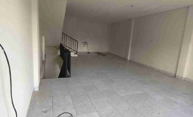 Ruko komeesil 3 Lantai Cocok Buat Usaha Meruya Jakarta Barat