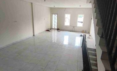 Ruko komeesil 3 Lantai Cocok Buat Usaha Meruya Jakarta Barat