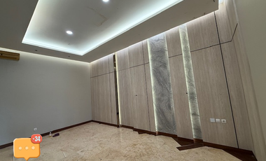 5 Bedroom Modern House in Pondok Indah - Bagus - ex Celebrity