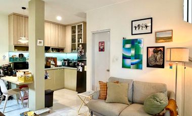 Jual Rumah Martinez Hoek 5X10,5 Semi Furnished