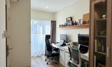 Jual Rumah Martinez Hoek 5X10,5 Semi Furnished