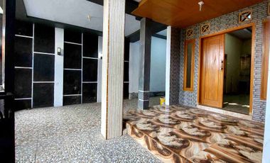 Dijual Cepat Rumah 2Lantai Siap Huni Di Tengah Kota Banyuwangi