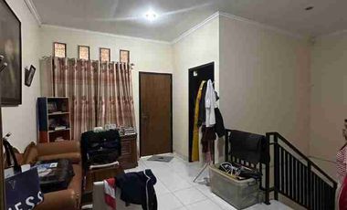 Rumah second dalam townhouse perumnas depok utara