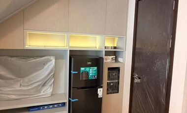 DISEWAKAN RUMAH MILENIAL 4.5X10 FULL FURNISH SIAP HUNI PIK2 EXTENSION