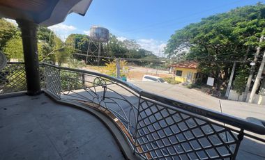 FOR SALE 4BR 4 Bedroom House & Lot in Bay Breeze Executive Village, Taguig City