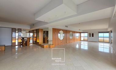 ALQUILER | 1° de Mayo 953 | Piso Excl. 312m2 + cochera