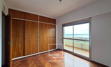 ALQUILER | 1° de Mayo 953 | Piso Excl. 312m2 + cochera