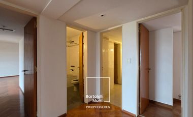 ALQUILER | 1° de Mayo 953 | Piso Excl. 312m2 + cochera