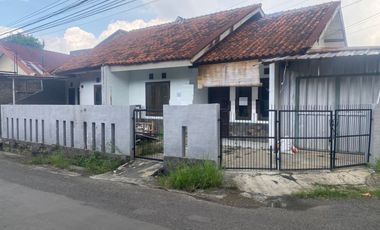 Sewa Rumah MURAH di Arcamanik Cisaranten Kulon Bandung | SW014