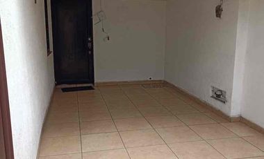 CASA AMUEBLADA EN RENTA