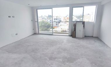 VENTA DE DEPARTAMENTO DÚPLEX 220M² – 3 DORM. + 2 ESTAC. + DEPÓSITO DE REGALO - VISTA A PARQUE - SURCO