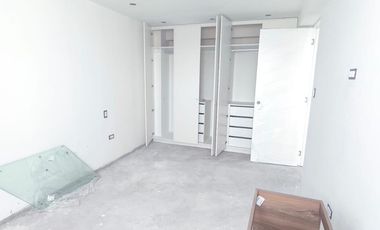 VENTA DE DEPARTAMENTO DÚPLEX 220M² – 3 DORM. + 2 ESTAC. + DEPÓSITO DE REGALO - VISTA A PARQUE - SURCO