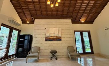 DIJUAL RUMAH MEWAH RASA VILLA DI CILANDAK BARAT