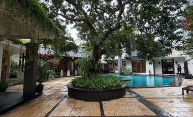 DIJUAL RUMAH MEWAH RASA VILLA DI CILANDAK BARAT