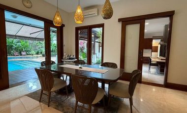 DIJUAL RUMAH MEWAH RASA VILLA DI CILANDAK BARAT