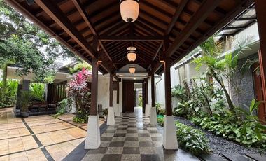 DIJUAL RUMAH MEWAH RASA VILLA DI CILANDAK BARAT
