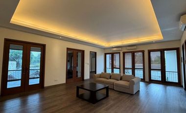 DIJUAL RUMAH MEWAH RASA VILLA DI CILANDAK BARAT