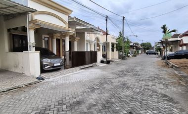 Dijual Via Lelang Rumah di Perum Surya Kusuma Mojokerto
