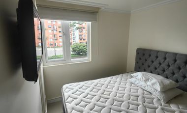 Arriendo Apto amoblado