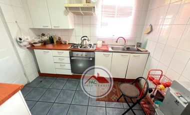Venta casa 3 dormitorios, piscina, quincho, microbarrio cerrado, Valle lo Campino