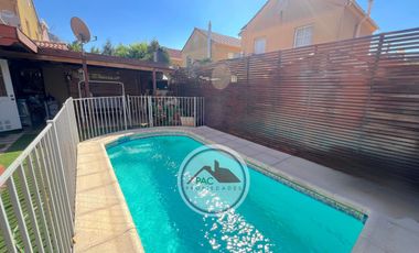 Venta casa 3 dormitorios, piscina, quincho, microbarrio cerrado, Valle lo Campino