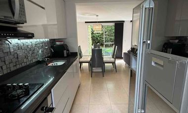 CASA EN ENVIGADO AV INTERMEDIA