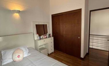CASA EN ENVIGADO AV INTERMEDIA