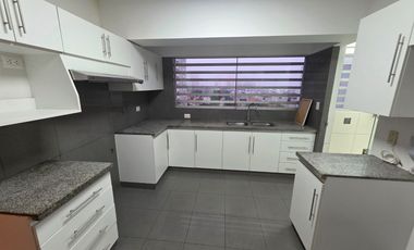 Vive en Una de Las Zonas Mas Exclusivas y Estratégicas de San Isidro.