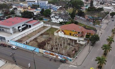 TERRENO EN RENTA EN UNIORO