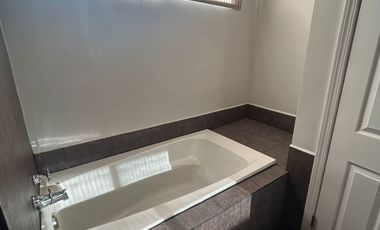 CASA EN RENTA FRACCIONAMIENTO PRIVADO